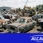 ¿Cuándo merece la pena reparar el coche y cuándo es mejor llevarlo al desguace?