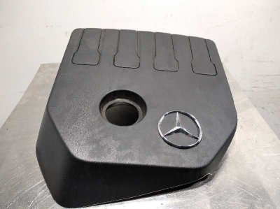 TAPA MOTOR MERCEDES-BENZ CLA 180 *