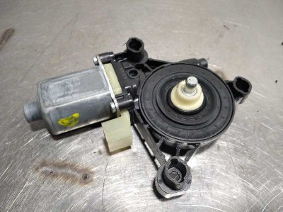 MOTOR ELEVALUNAS DELANTERO DERECHO VOLKSWAGEN GOLF VII LIM. (BQ1) Advance