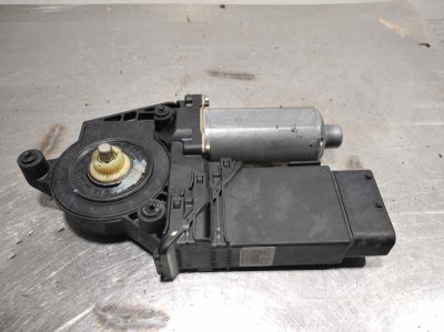 MOTOR ELEVALUNAS DELANTERO IZQUIERDO VOLKSWAGEN PASSAT BERLINA (3B2) V6 TDI Highline