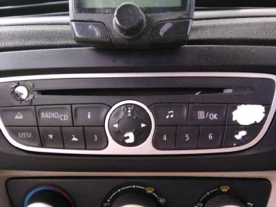 RADIO CD RENAULT SCENIC III Dynamique