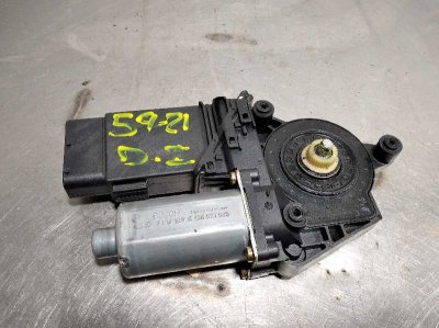 MOTOR ELEVALUNAS DELANTERO IZQUIERDO VOLKSWAGEN PASSAT BERLINA (3B3) Advance