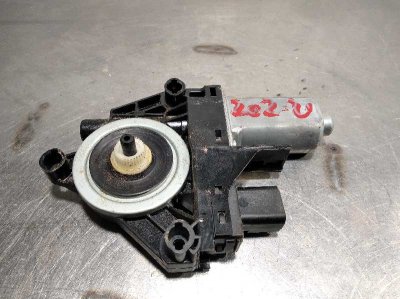 MOTOR ELEVALUNAS DELANTERO DERECHO JEEP GR.CHEROKEE (WK) 3.0 CRD Laredo