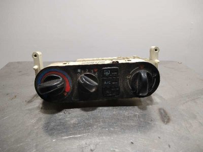 MANDO CALEFACCION / AIRE ACONDICIONADO NISSAN TERRANO/TERRANO.II (R20) Elegance