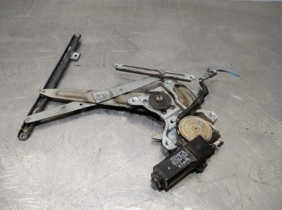 ELEVALUNAS TRASERO DERECHO de TOYOTA HILUX       0101 