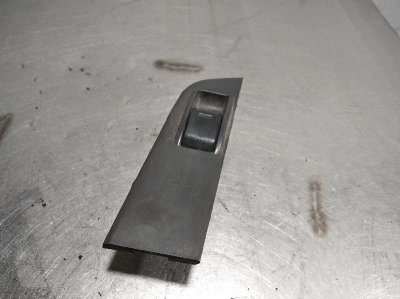 MANDO ELEVALUNAS TRASERO DERECHO de 2.4 D (LN5_, LN85, LN90) 