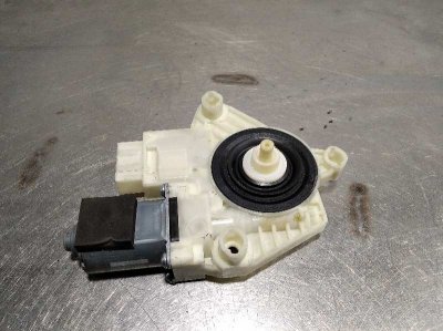 MOTOR ELEVALUNAS TRASERO DERECHO VOLKSWAGEN PASSAT LIM. (3G2) Advance 4Motion BMT