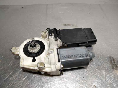 MOTOR ELEVALUNAS DELANTERO DERECHO SEAT LEON (1M1) Signo