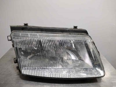 FARO DERECHO VOLKSWAGEN PASSAT BERLINA (3B2) Comfortline