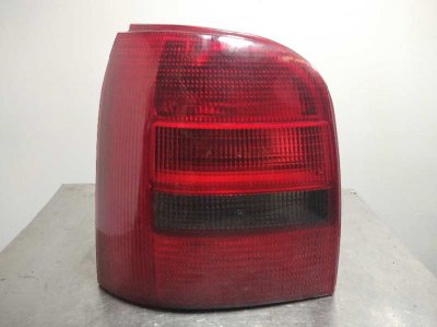 PILOTO TRASERO IZQUIERDO AUDI A4 AVANT (B5) 1.9 TDI
