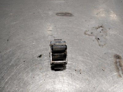 MANDO ELEVALUNAS TRASERO DERECHO