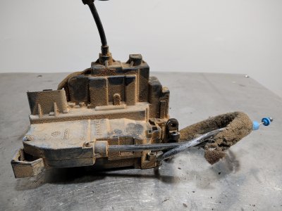 CERRADURA MALETERO / PORTON