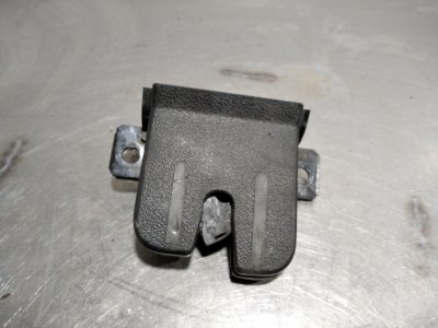 CERRADURA MALETERO / PORTON