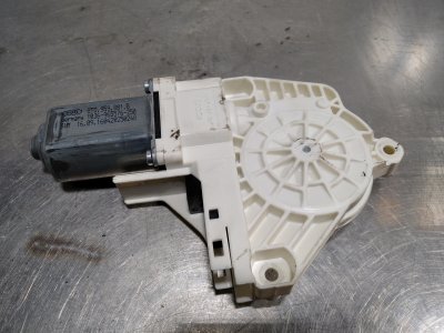 MOTOR ELEVALUNAS DELANTERO IZQUIERDO