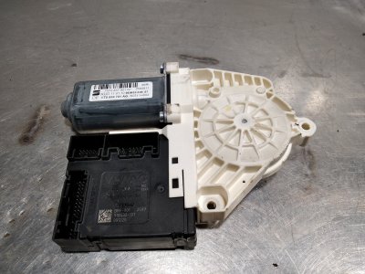 MOTOR ELEVALUNAS DELANTERO IZQUIERDO SEAT LEON (1P1) Cupra