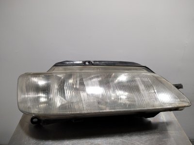 FARO IZQUIERDO PEUGEOT 605 3.0 SV