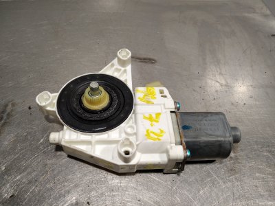 MOTOR ELEVALUNAS TRASERO DERECHO de 320 CDI (251.022) 