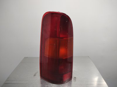 PILOTO TRASERO IZQUIERDO NISSAN VANETTE CARGO Vanette Cargo Caja cerrada