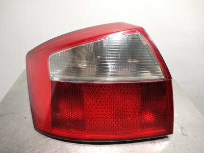 PILOTO TRASERO IZQUIERDO AUDI A4 BERLINA (8E) 1.9 TDI (96kW)