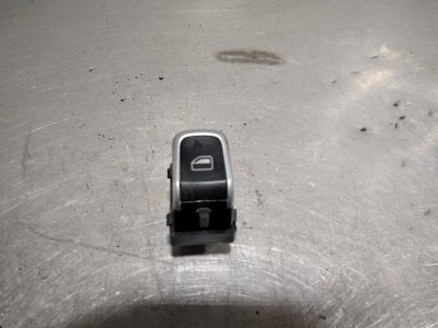 MANDO ELEVALUNAS TRASERO DERECHO