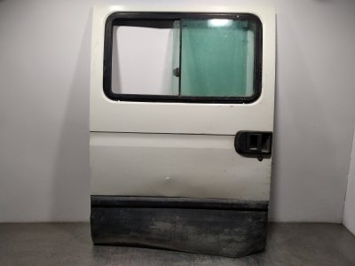 PUERTA LATERAL CORREDERA DERECHA IVECO DAILY CAJA CERRADA (1999 =>) 35 - S 11 Caja cerrada