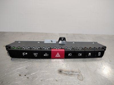 botonera-emergencia de Caja cerrada techo alto 29L... batalla 3000L 