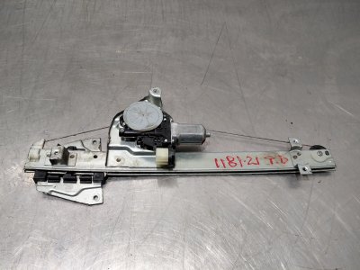 ELEVALUNAS TRASERO DERECHO