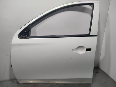 PUERTA DELANTERA IZQUIERDA MITSUBISHI L 200 Basis Club Cab 4WD