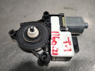 MOTOR ELEVALUNAS TRASERO IZQUIERDO de Advance BlueMotion 