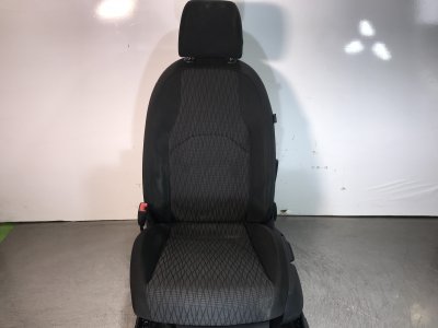 ASIENTO DELANTERO IZQUIERDO