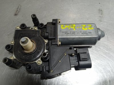 MOTOR ELEVALUNAS DELANTERO IZQUIERDO AUDI A3 (8L) 1.6 Ambiente