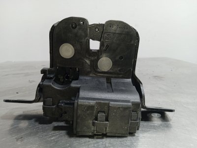 CERRADURA MALETERO / PORTON BMW Serie 1 116d *