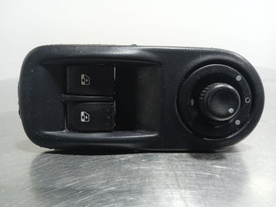 MANDO ELEVALUNAS DELANTERO IZQUIERDO  NISSAN PRIMASTAR (X83) 1.9 dCi Diesel CAT