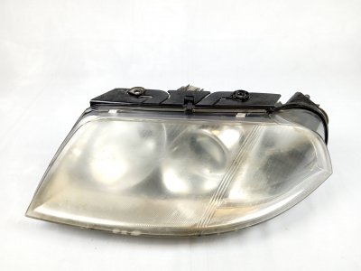 FARO IZQUIERDO VOLKSWAGEN PASSAT BERLINA (3B3) 1.9 TDI