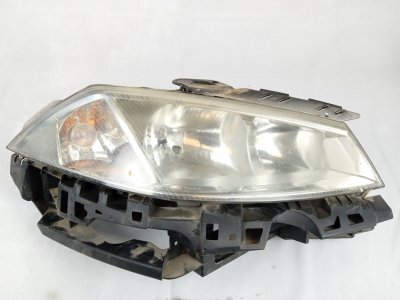 FARO DERECHO RENAULT MEGANE II CLASSIC BERLINA 1.5 dCi Diesel