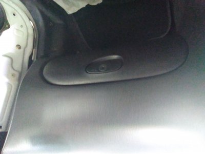 GUANTERA HYUNDAI COUPE (RD) 1.6 FX