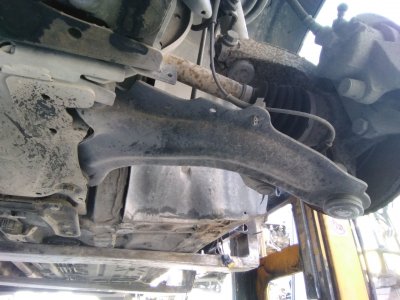 BRAZO SUSPENSION INFERIOR DELANTERO IZQUIERDO RENAULT SCENIC II Authentique