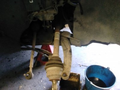 BRAZO SUSPENSION INFERIOR DELANTERO DERECHO CITROËN C4 BERLINA 1.6 HDi CAT (9HY / DV6TED4)