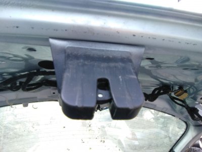 CERRADURA MALETERO / PORTON SEAT IBIZA ST (6J8) Style