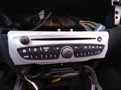 SISTEMA AUDIO / RADIO CD RENAULT MEGANE III SPORT TOURER Expression