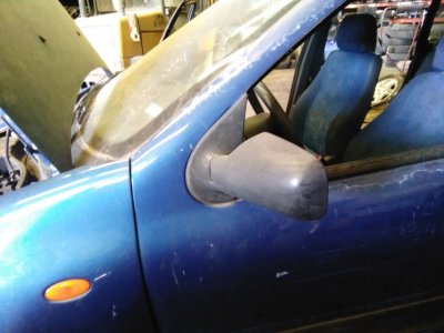 RETROVISOR IZQUIERDO FIAT PUNTO BERL. (176) 1.2 CAT