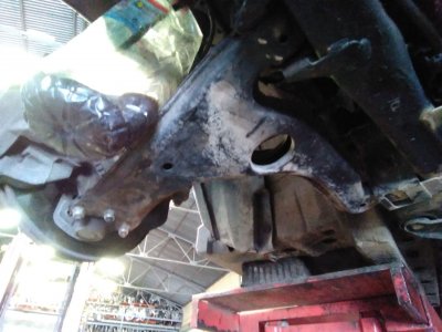 BRAZO SUSPENSION INFERIOR DELANTERO DERECHO OPEL VECTRA B BERLINA 2.2 16V DTI CAT (Y 22 DTR / L50)