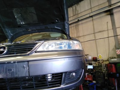 FARO IZQUIERDO OPEL VECTRA B BERLINA 2.2 16V DTI CAT (Y 22 DTR / L50)