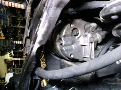 COMPRESOR AIRE ACONDICIONADO OPEL VECTRA B BERLINA 2.2 16V DTI CAT (Y 22 DTR / L50)