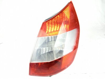 PILOTO TRASERO DERECHO RENAULT SCENIC II 1.9 dCi Diesel