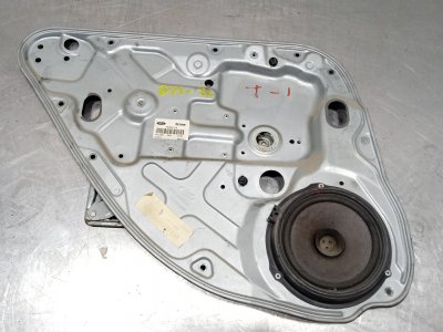 ELEVALUNAS TRASERO IZQUIERDO FORD FOCUS BERLINA (CAP) 1.8 TDCi Turbodiesel CAT