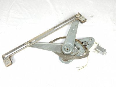 ELEVALUNAS DELANTERO IZQUIERDO