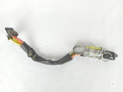 CONMUTADOR DE ARRANQUE RENAULT RAPID/EXPRESS (F40) 1.9 Diesel
