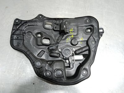MOTOR ELEVALUNAS DELANTERO IZQUIERDO de  