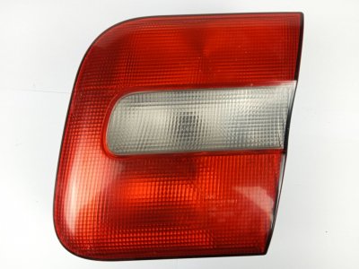 PILOTO TRASERO DERECHO INTERIOR VOLVO S70 BERLINA 2.5 D / TDI